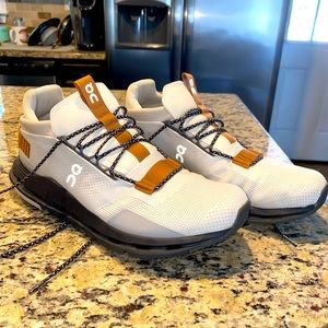 On Cloudnova White Pecan Cloudtec Running Shoes Men's Size 11.5